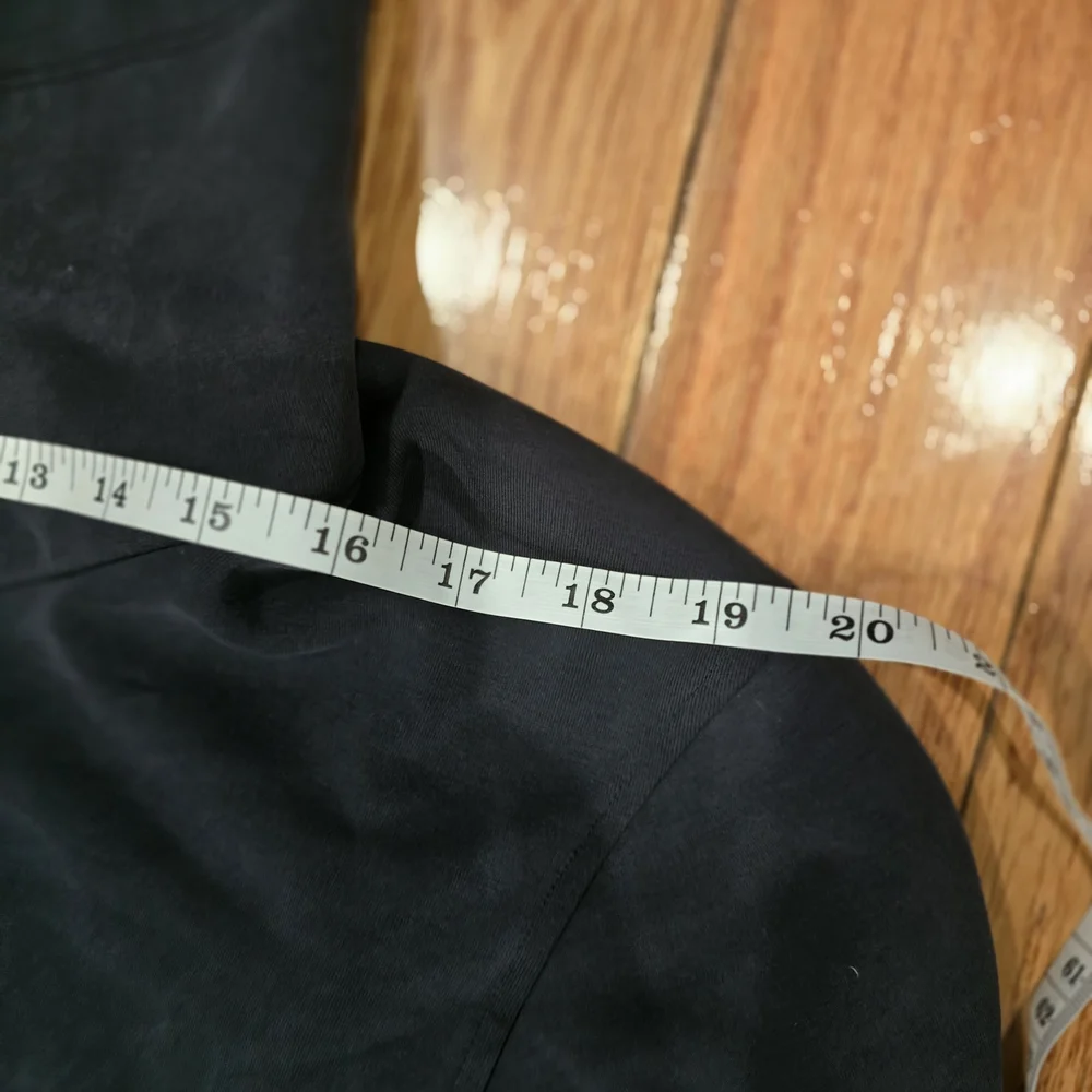 Lululemon Athletica Dark Gray Hooded Jacket - Picture 4 of 10